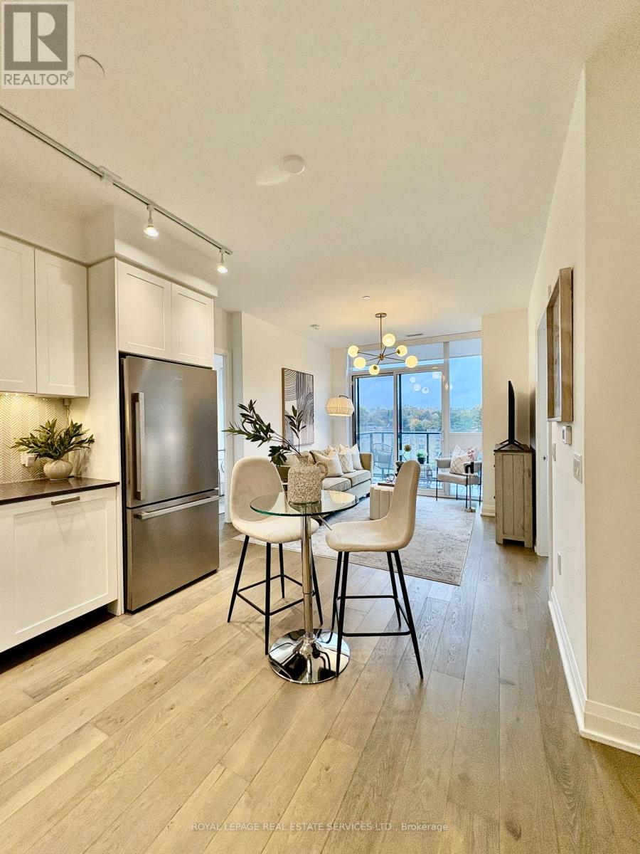 617 - 293 The Kingsway, Toronto, Ontario  M9A 0E8 - Photo 2 - W12495852