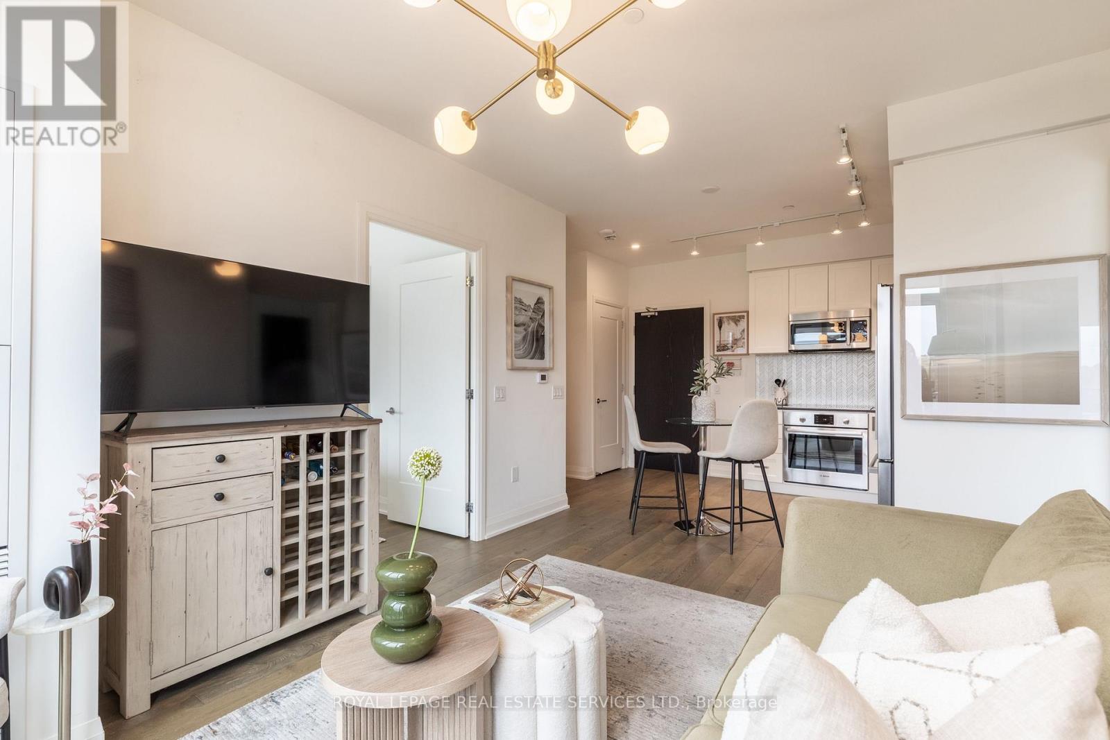 617 - 293 The Kingsway, Toronto, Ontario  M9A 0E8 - Photo 7 - W12495852