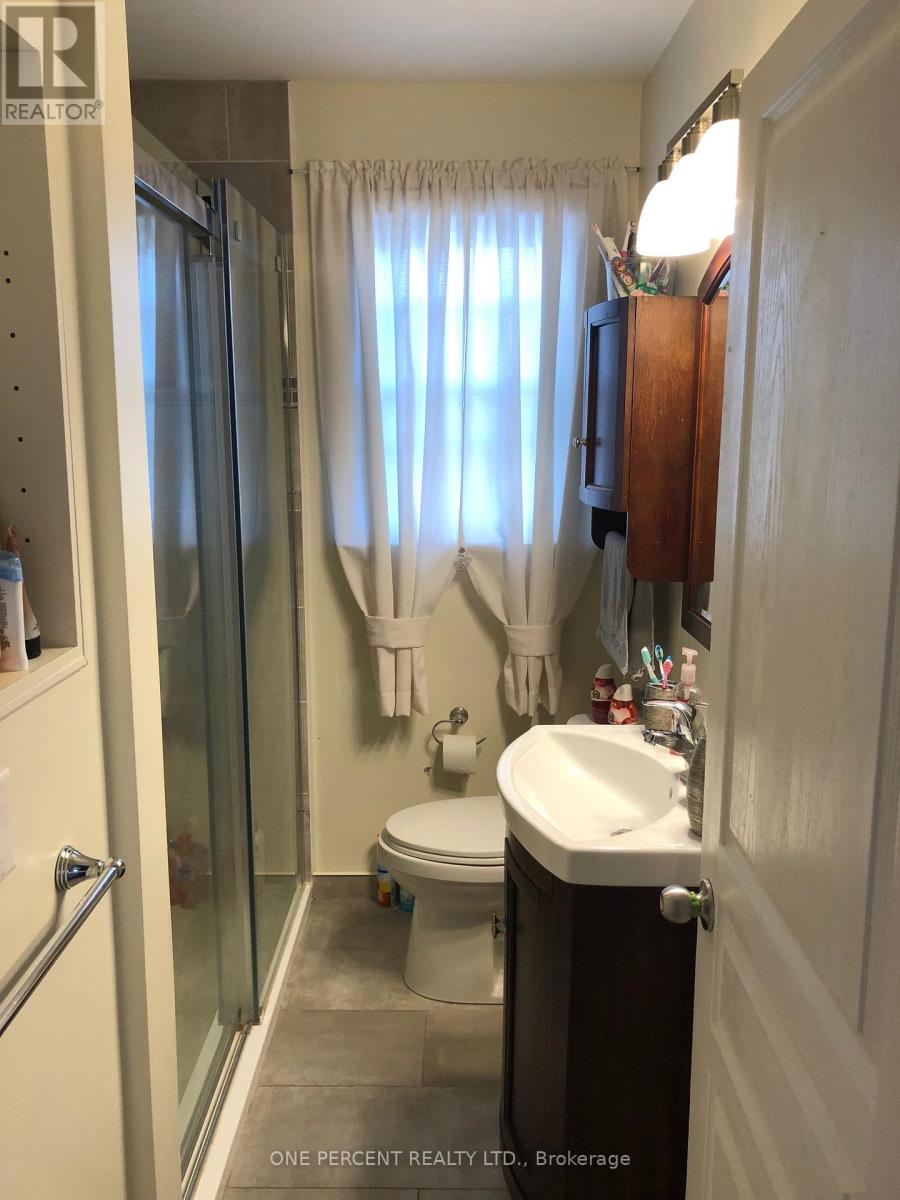 3417 Palgrave Road, Mississauga, Ontario  L5B 1V9 - Photo 8 - W12495864