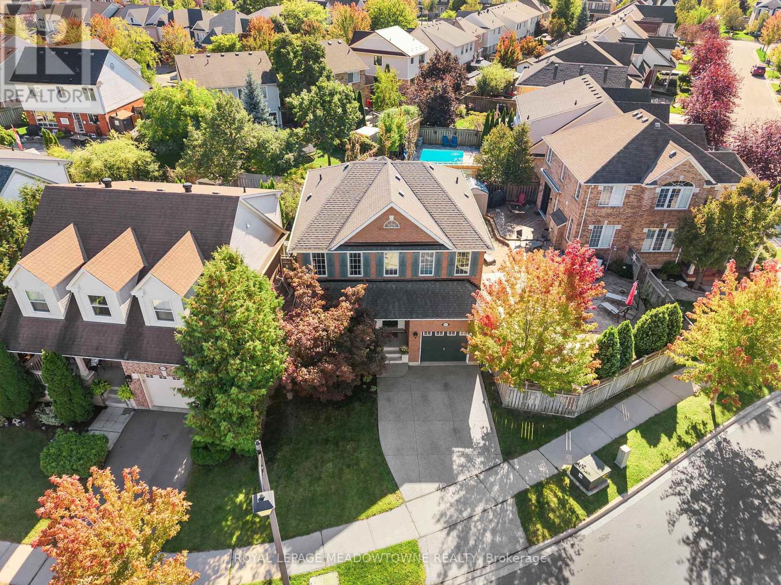 583 CAVERHILL CRESCENT, milton (cl clarke), Ontario