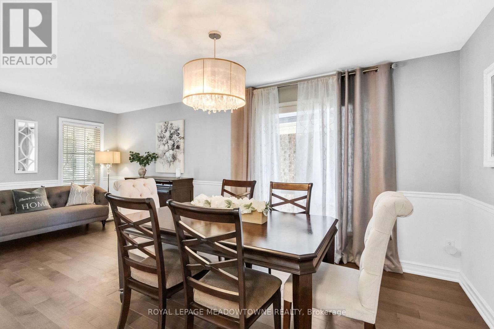 583 Caverhill Crescent, Milton, Ontario  L9T 5K5 - Photo 9 - W12495880