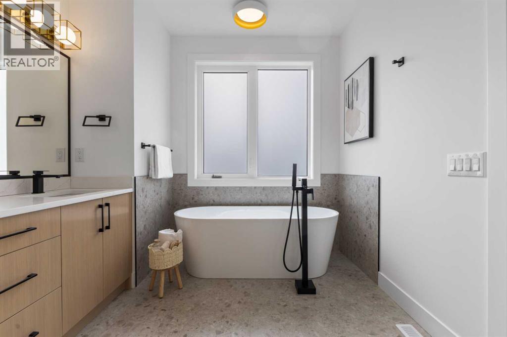 5007 21 Avenue Nw, Calgary, Alberta  T3B 0X3 - Photo 24 - A2266997