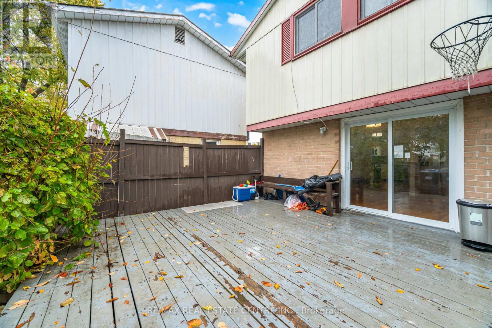 26 Haley Court, Brampton, Ontario  L6S 1N6 - Photo 33 - W12495928