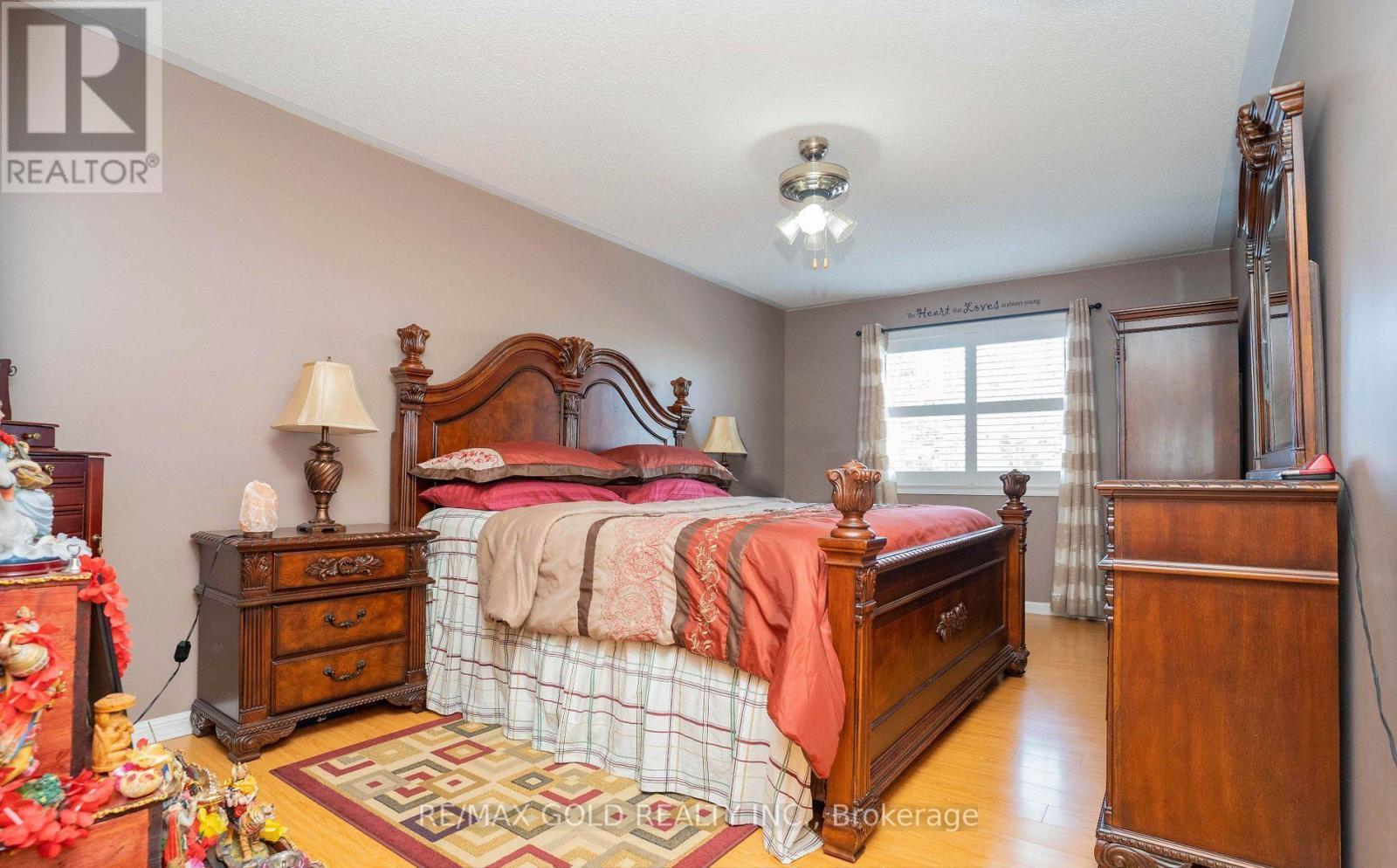 34 Jingle Crescent, Brampton, Ontario  L6S 0B2 - Photo 20 - W12495948