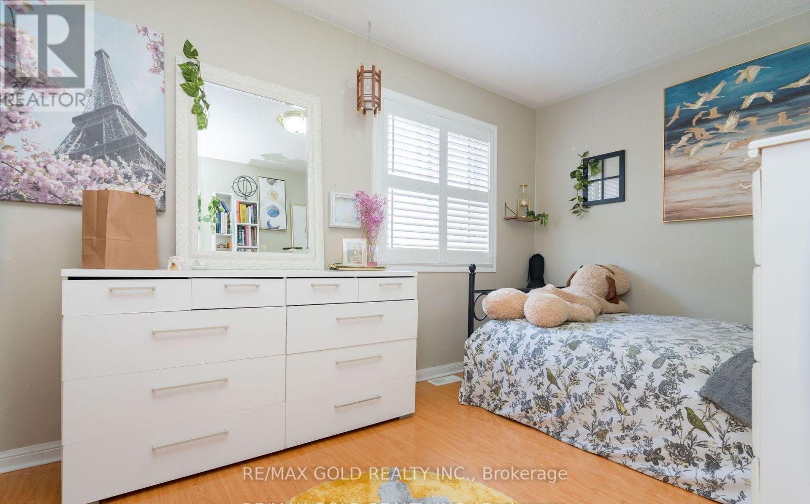 34 Jingle Crescent, Brampton, Ontario  L6S 0B2 - Photo 26 - W12495948