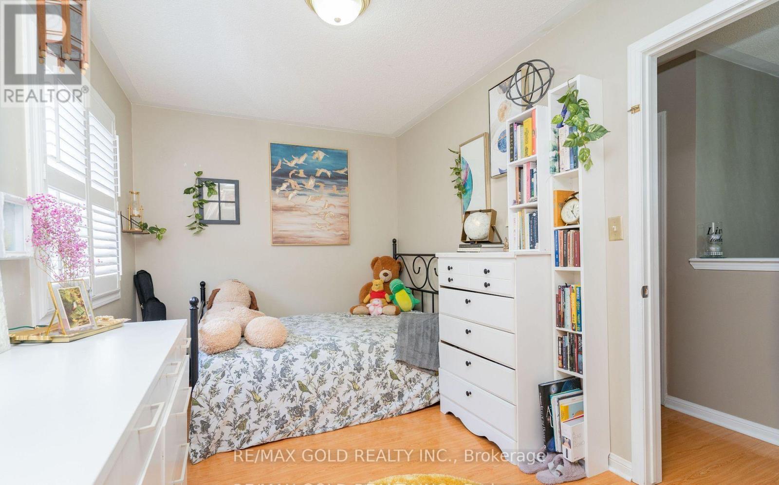 34 Jingle Crescent, Brampton, Ontario  L6S 0B2 - Photo 27 - W12495948