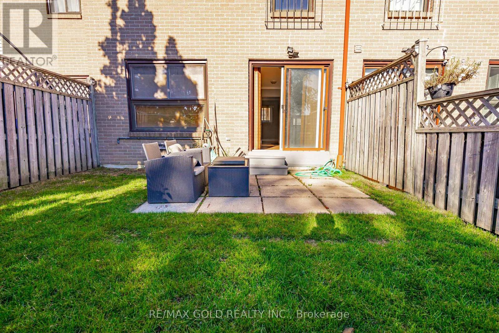 41 - 46 Dearbourne Boulevard, Brampton, Ontario  L6T 1J7 - Photo 35 - W12496036