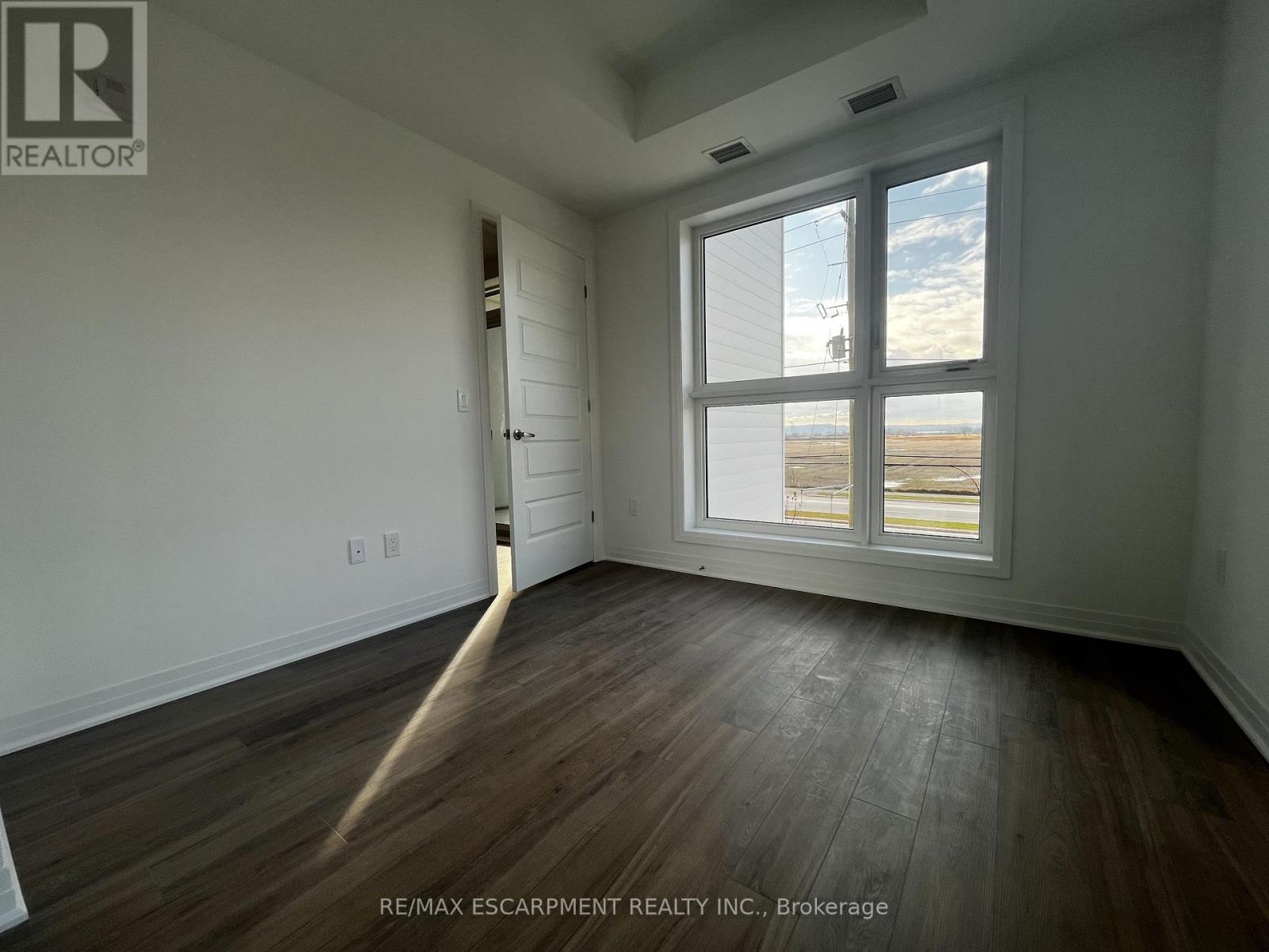 222 - 490 Gordon Krantz Avenue, Milton, Ontario  L9T 2X5 - Photo 20 - W12496068