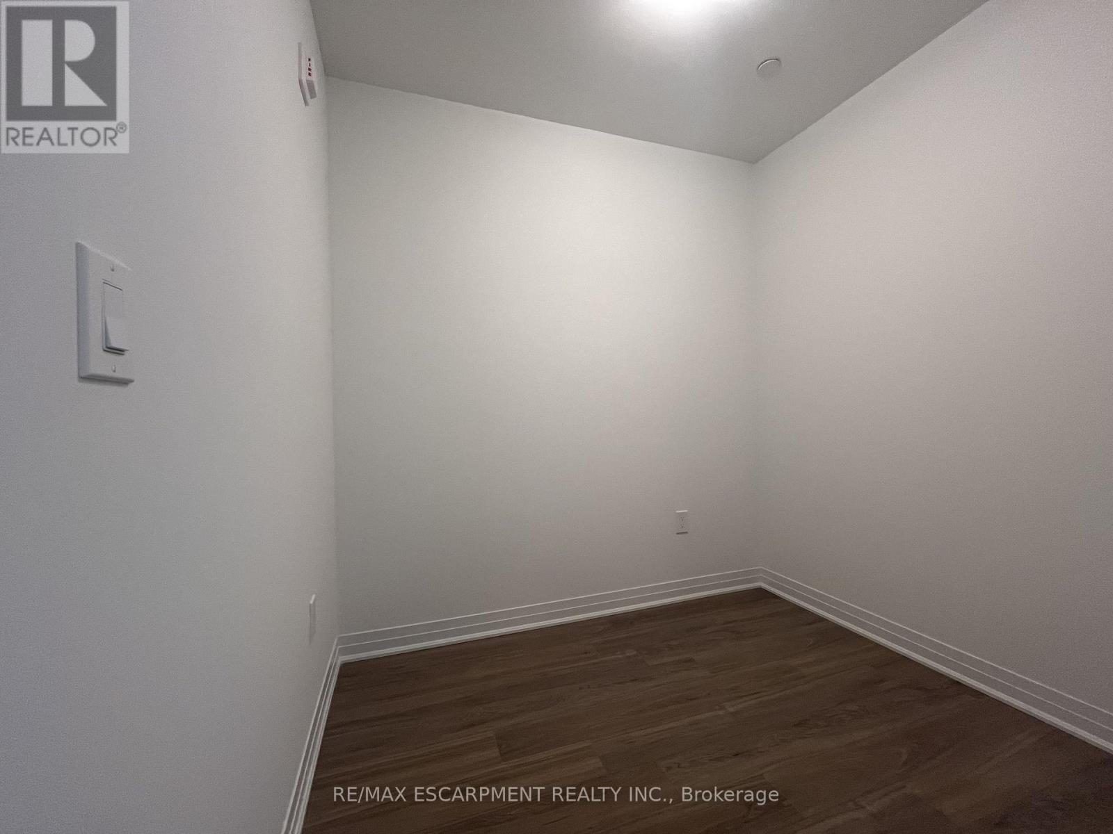 222 - 490 Gordon Krantz Avenue, Milton, Ontario  L9T 2X5 - Photo 23 - W12496068