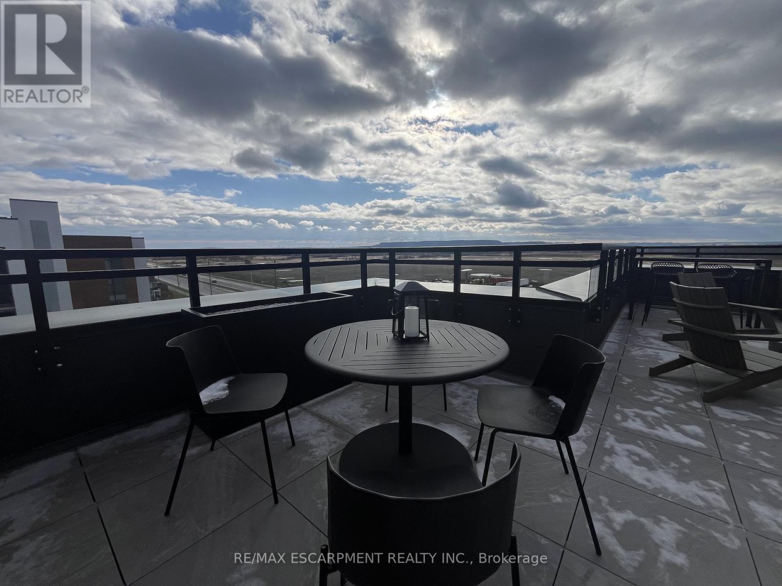 222 - 490 Gordon Krantz Avenue, Milton, Ontario  L9T 2X5 - Photo 42 - W12496068