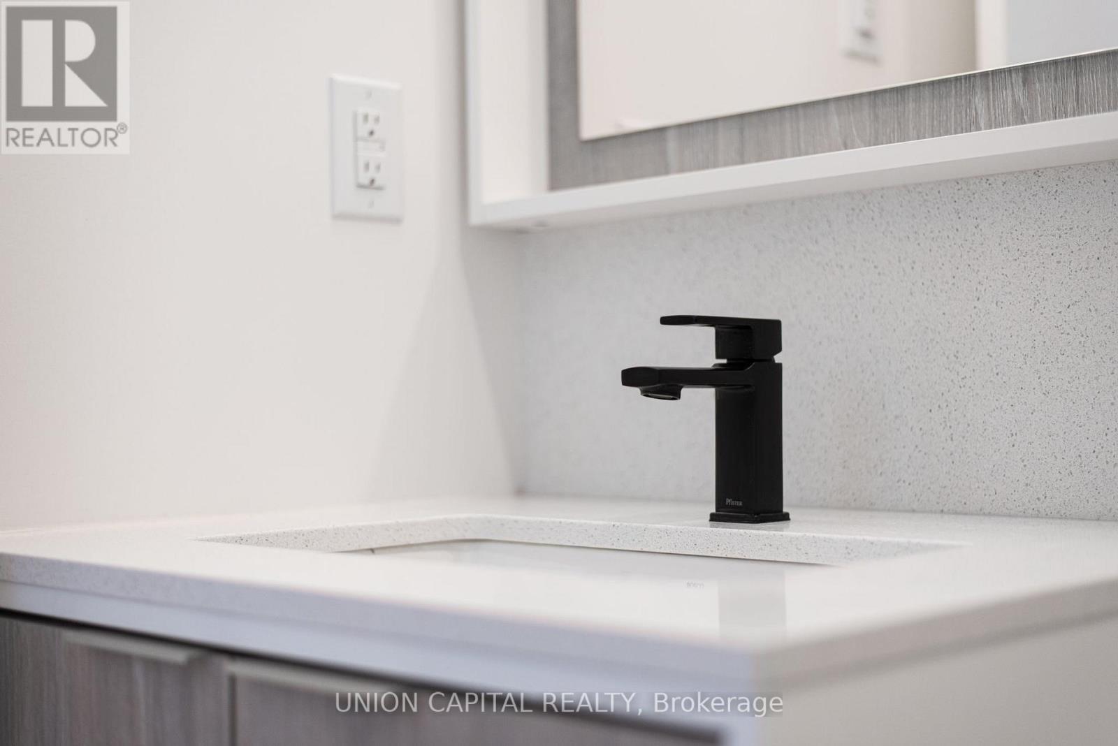 513 - 36 Zorra Street N, Toronto, Ontario  M8Z 0G5 - Photo 13 - W12496070