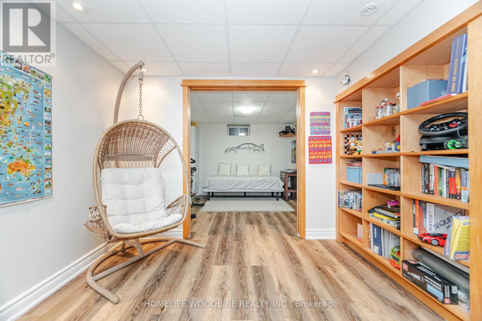 2546 Burnford Trail N, Mississauga, Ontario  L5M 5E3 - Photo 38 - W12496072