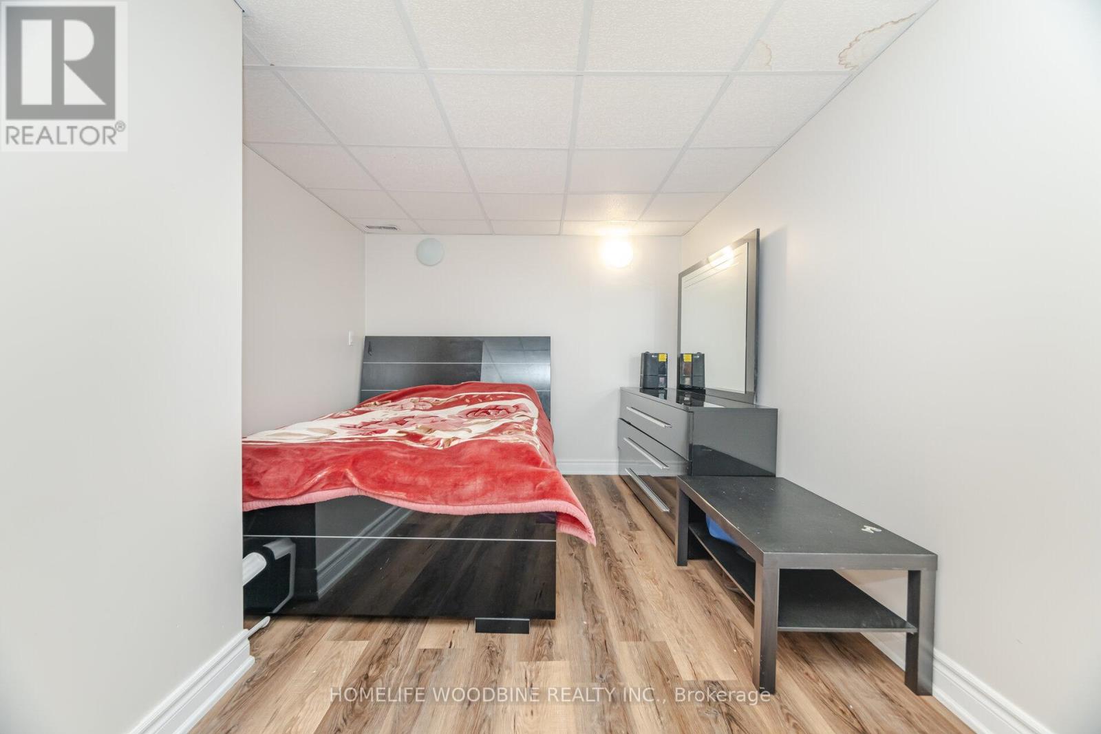 2546 Burnford Trail N, Mississauga, Ontario  L5M 5E3 - Photo 42 - W12496072