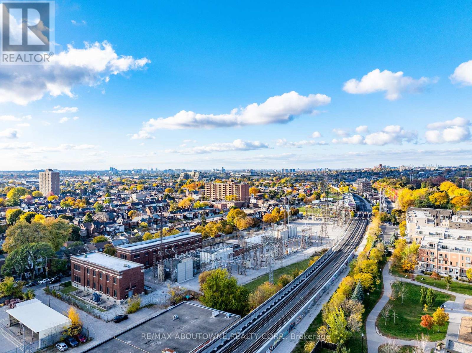 144 - 12 Foundry Avenue, Toronto, Ontario  M6H 0A7 - Photo 37 - W12496092