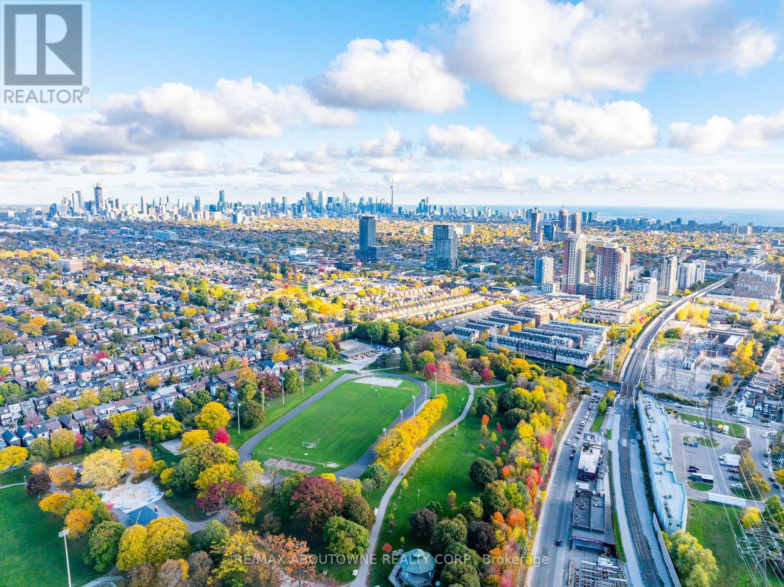 144 - 12 Foundry Avenue, Toronto, Ontario  M6H 0A7 - Photo 46 - W12496092