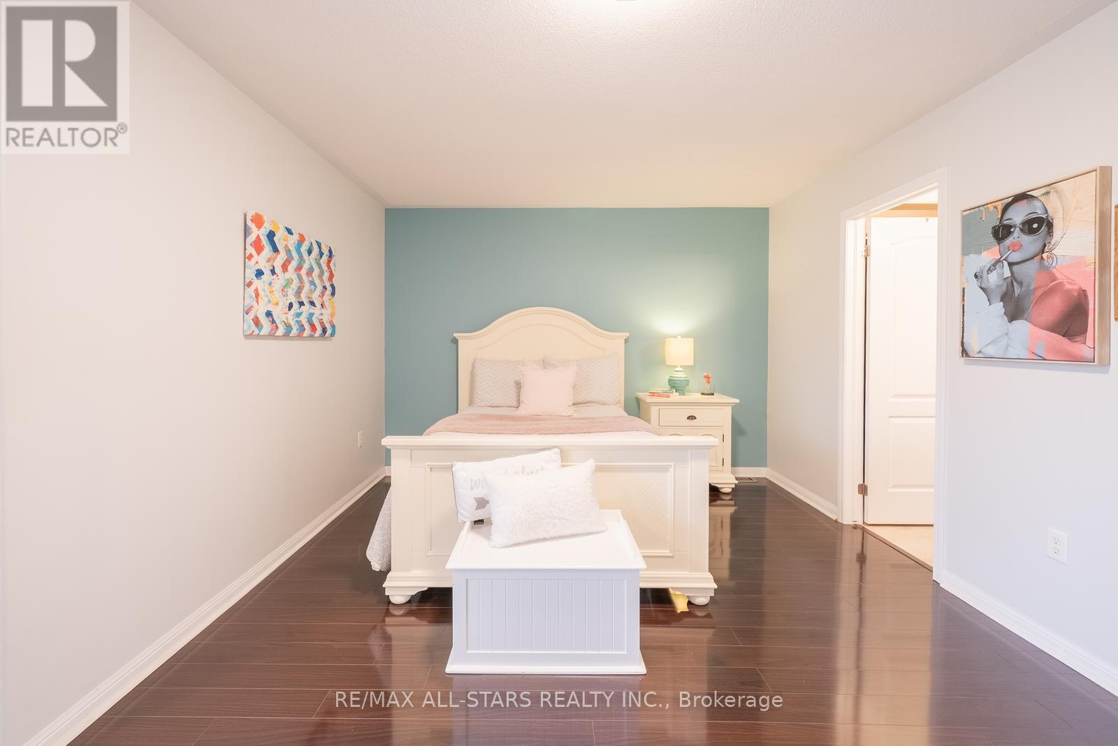 134 Stephensbrook Circle, Whitchurch-Stouffville, Ontario  L4A 0G4 - Photo 35 - N12422774