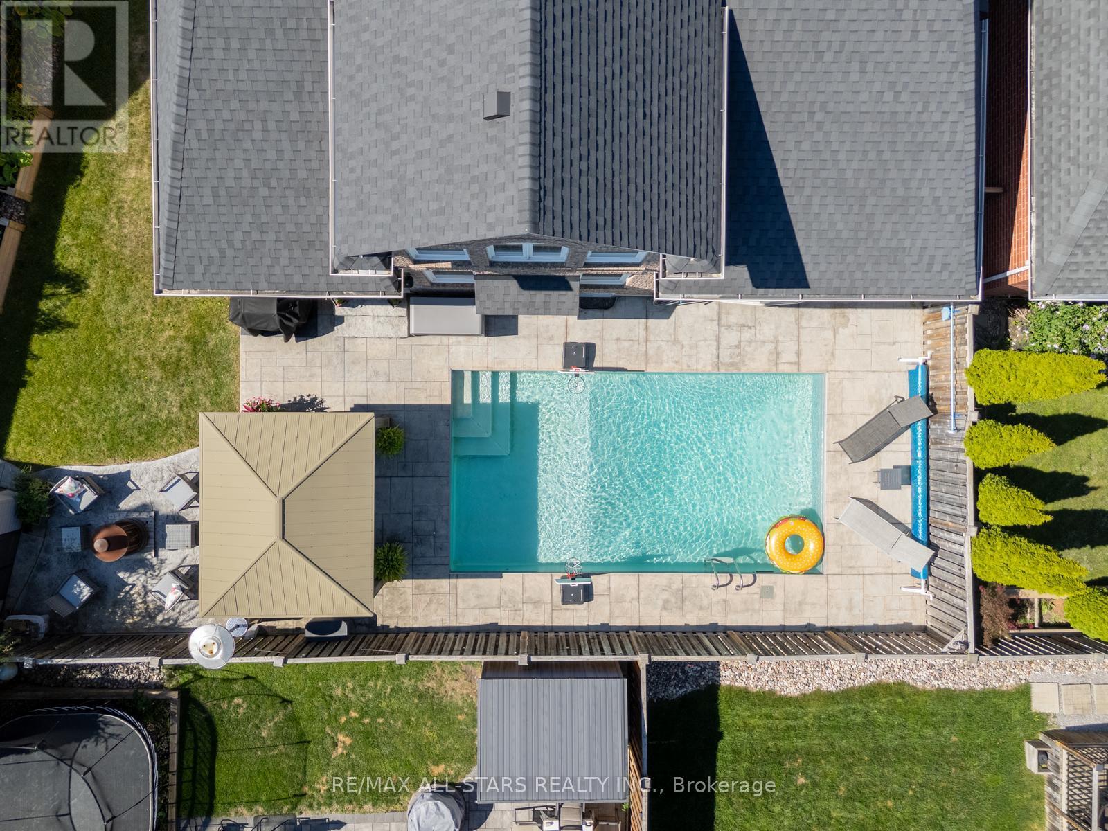 134 Stephensbrook Circle, Whitchurch-Stouffville, Ontario  L4A 0G4 - Photo 48 - N12422774