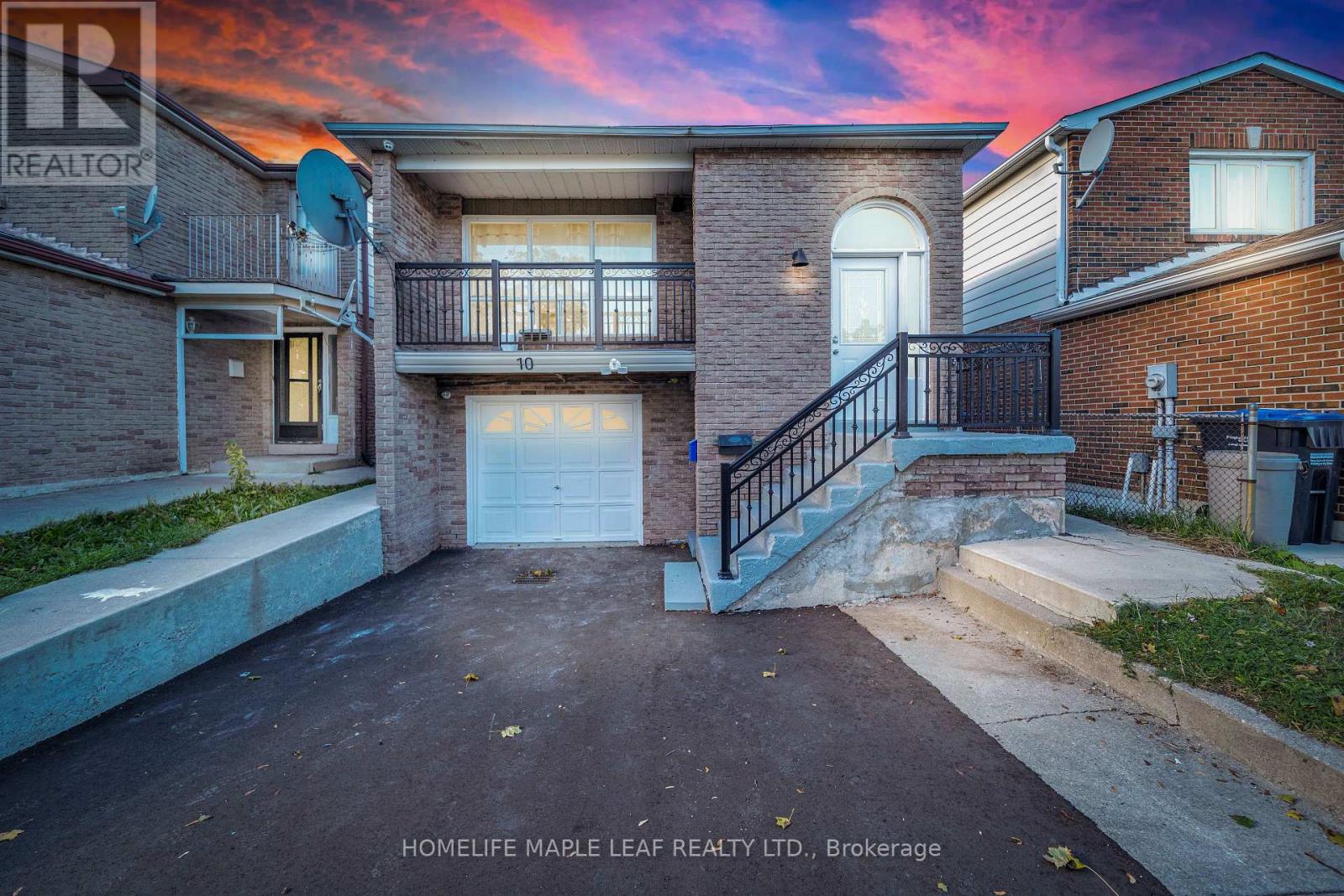 10 PICKARD LANE, Brampton, Ontario