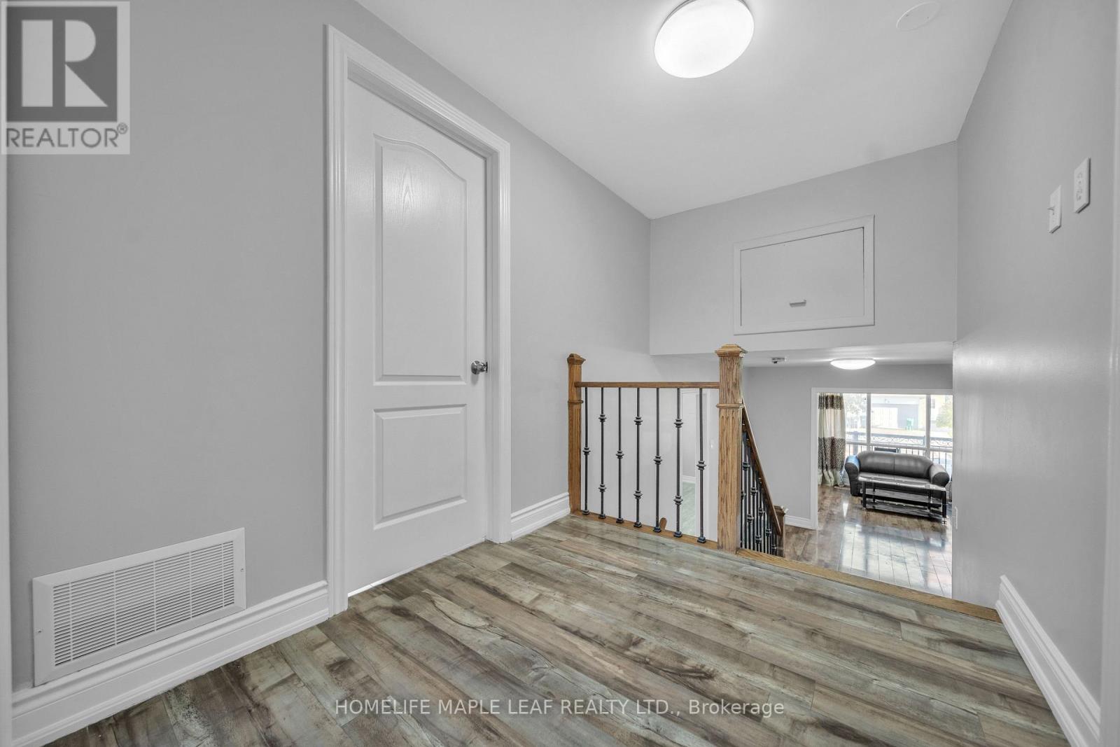 10 Pickard Lane, Brampton, Ontario  L6Y 2M5 - Photo 28 - W12495226