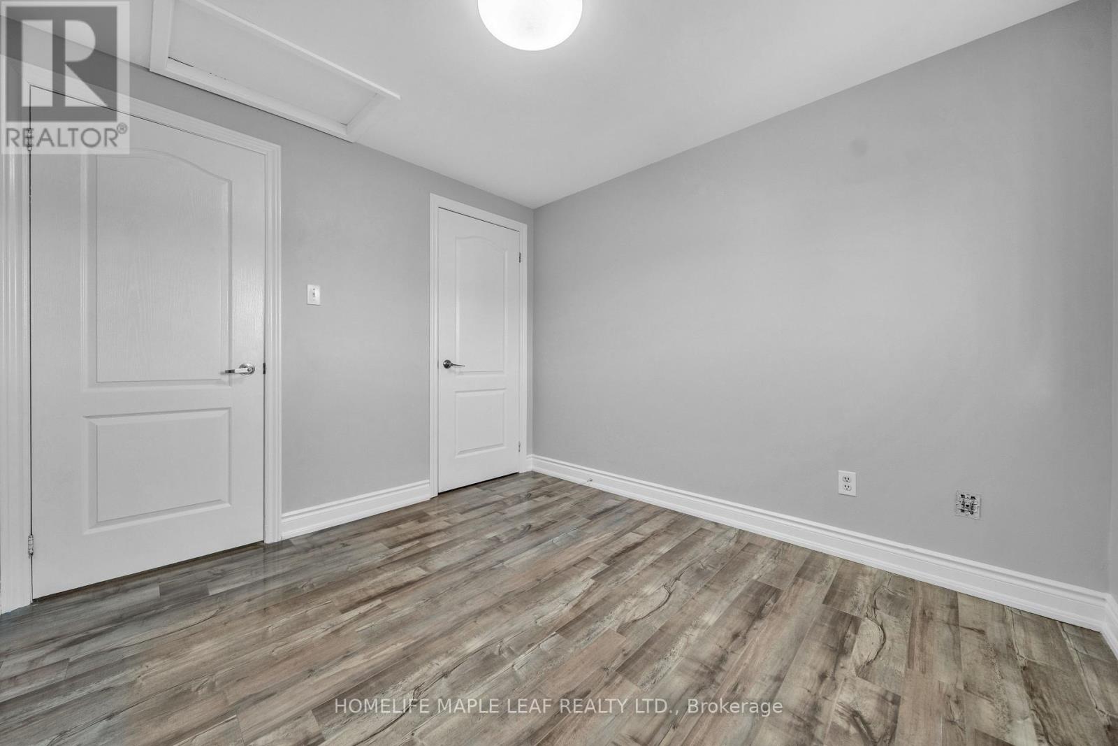 10 Pickard Lane, Brampton, Ontario  L6Y 2M5 - Photo 27 - W12495226