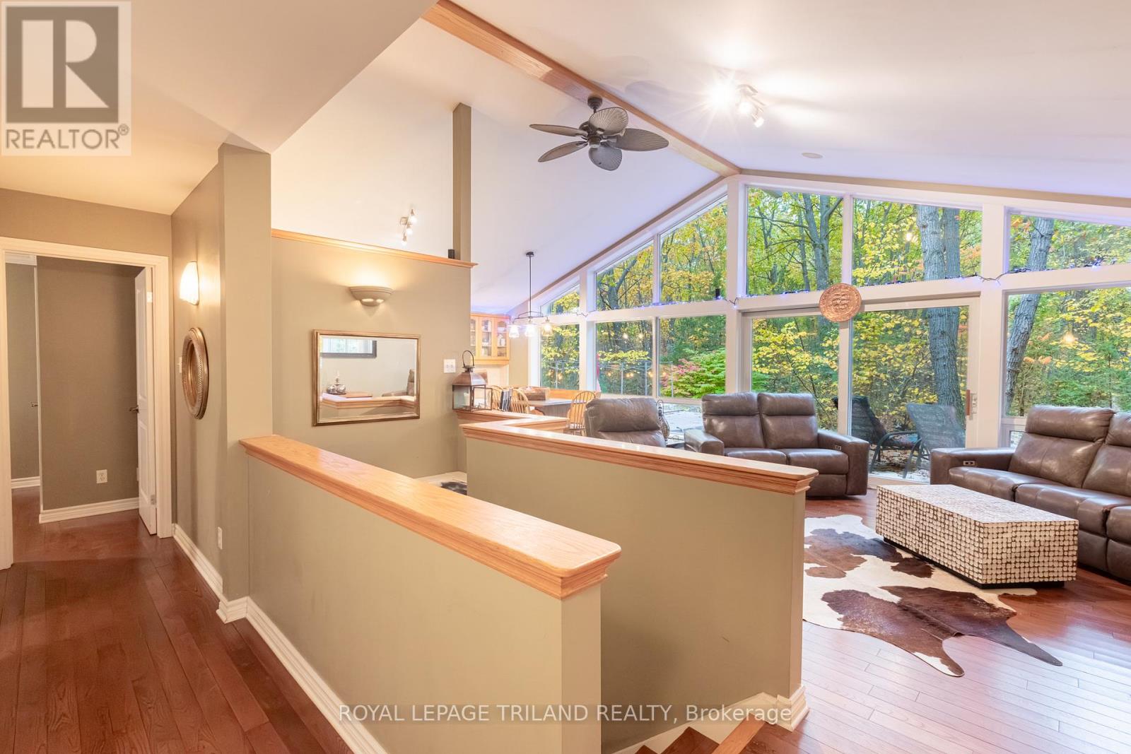 10092 Lakeshore Road, Lambton Shores (Grand Bend), Ontario  N0M 1T0 - Photo 23 - X12496120