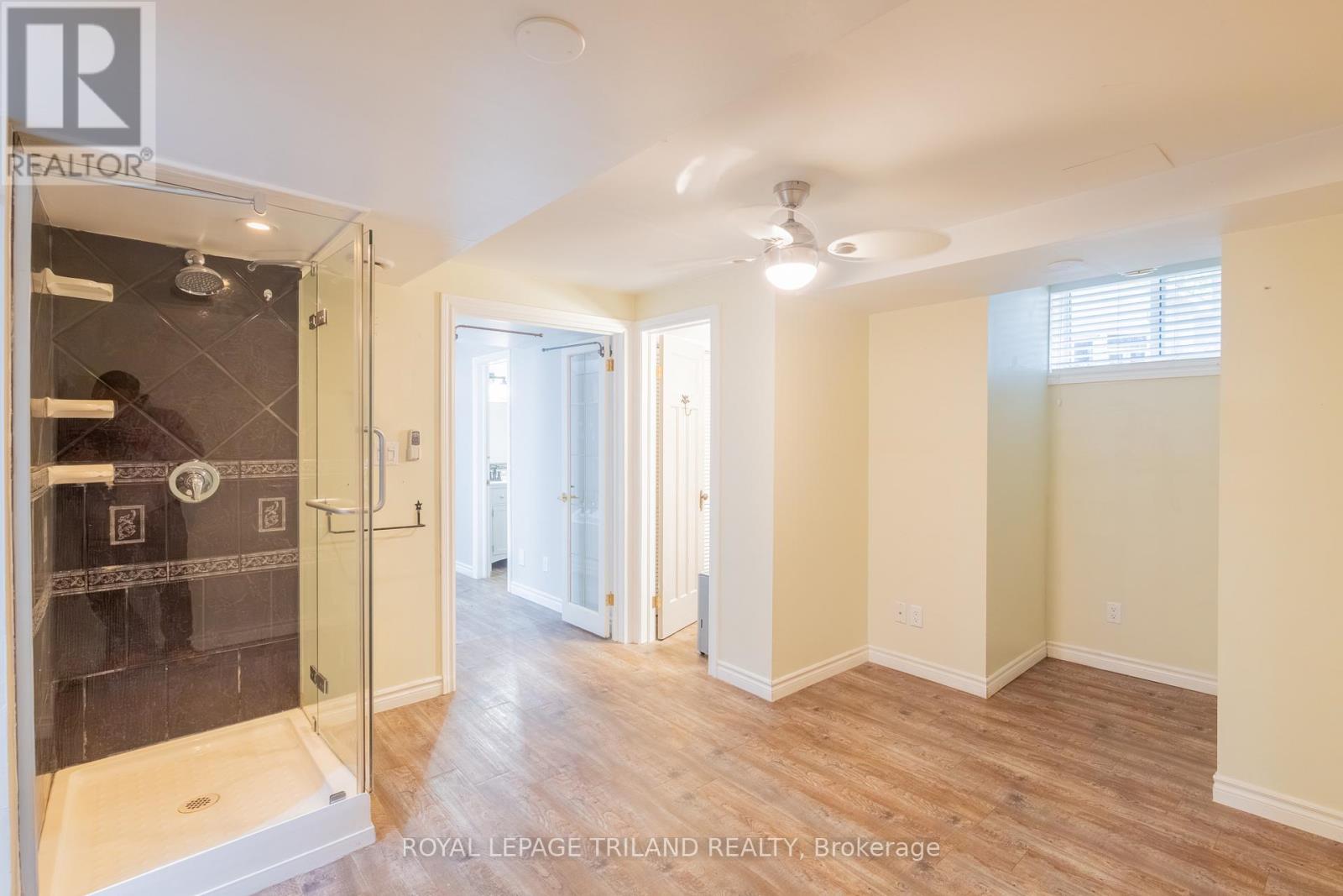 10092 Lakeshore Road, Lambton Shores (Grand Bend), Ontario  N0M 1T0 - Photo 31 - X12496120