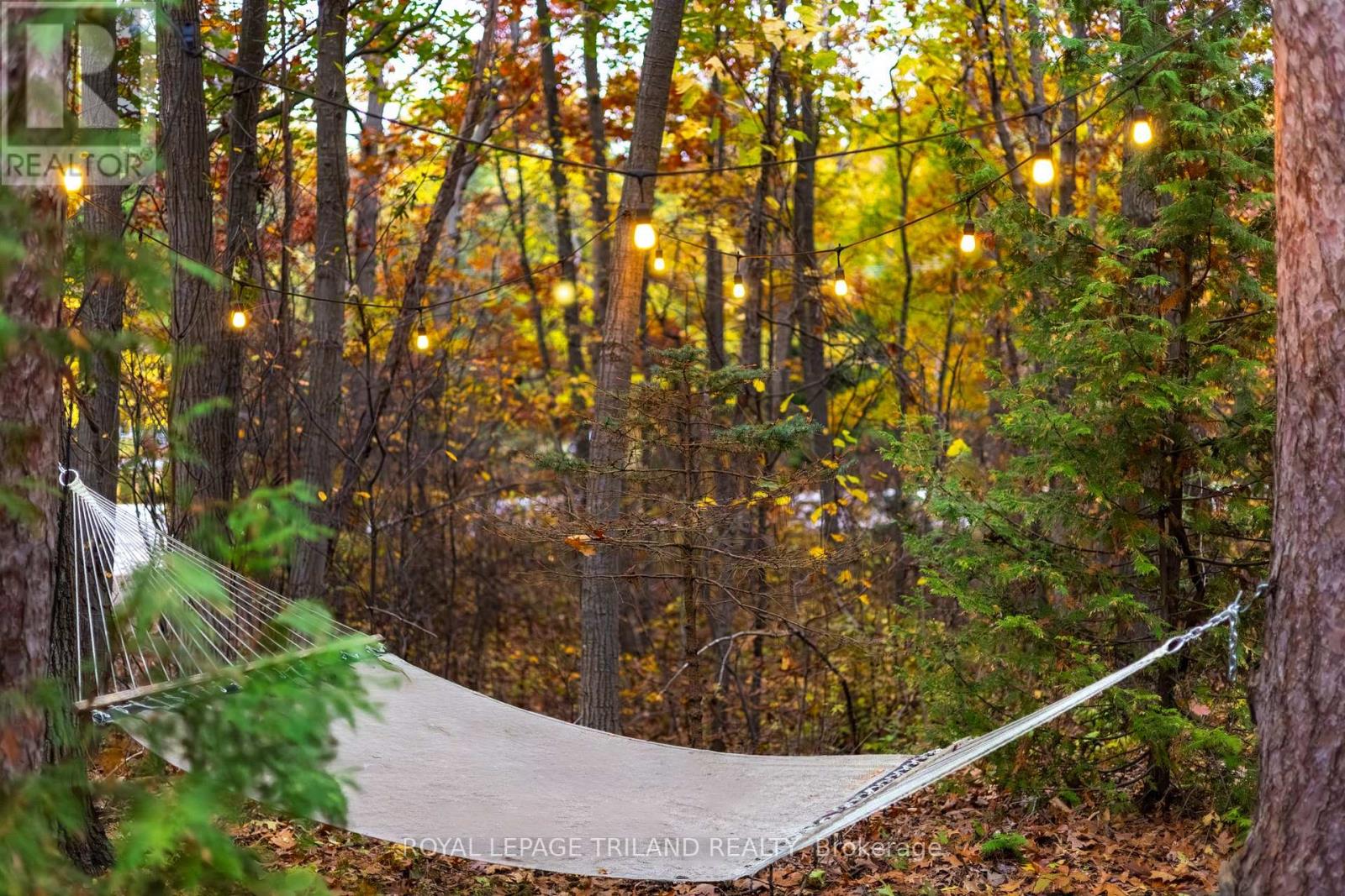 10092 Lakeshore Road, Lambton Shores (Grand Bend), Ontario  N0M 1T0 - Photo 45 - X12496120