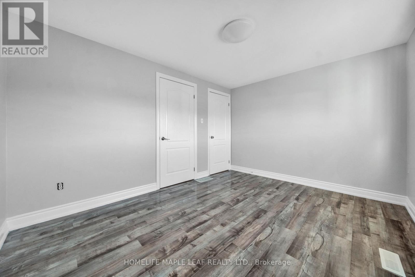 10 Pickard Lane, Brampton, Ontario  L6Y 2M5 - Photo 25 - W12495226