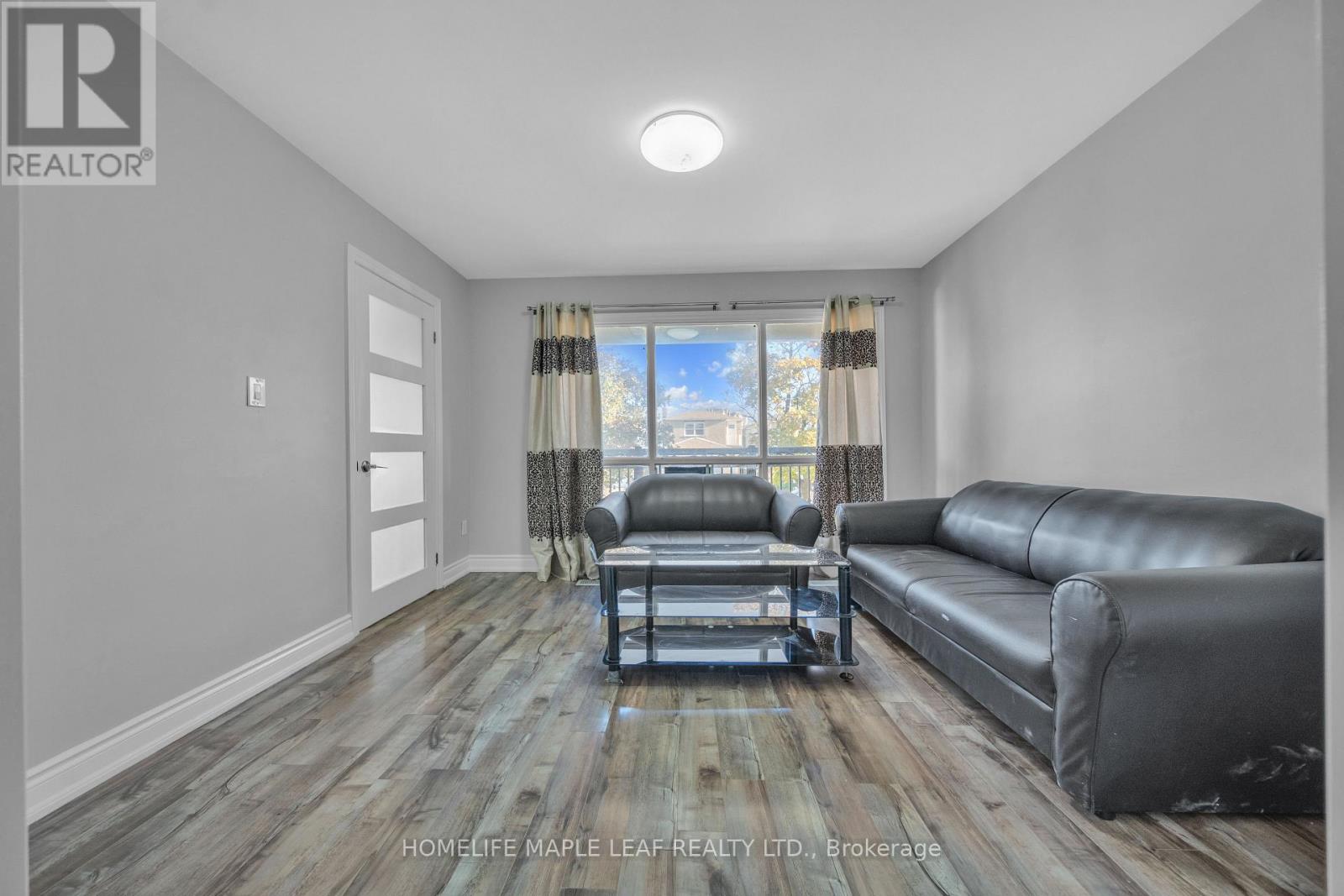 10 Pickard Lane, Brampton, Ontario  L6Y 2M5 - Photo 11 - W12495226