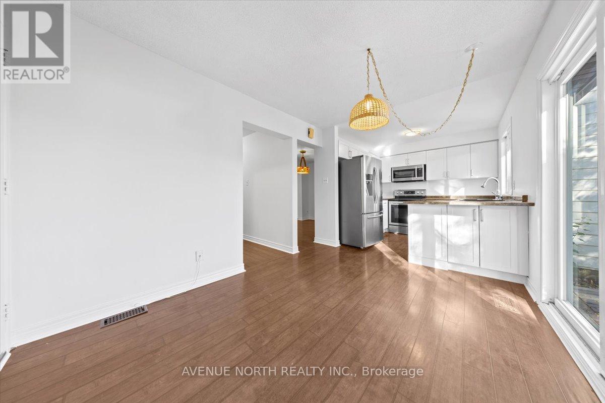 306 Elderberry Terrace, Ottawa, Ontario  K1E 1Z1 - Photo 21 - X12496098