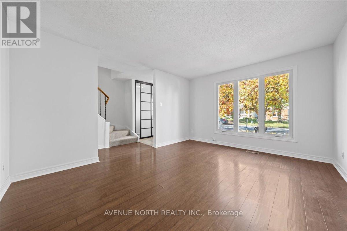 306 Elderberry Terrace, Ottawa, Ontario  K1E 1Z1 - Photo 6 - X12496098