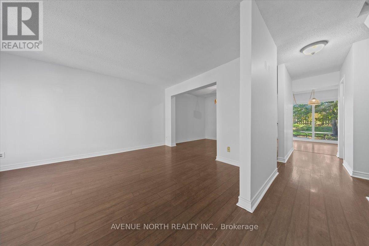 306 Elderberry Terrace, Ottawa, Ontario  K1E 1Z1 - Photo 7 - X12496098