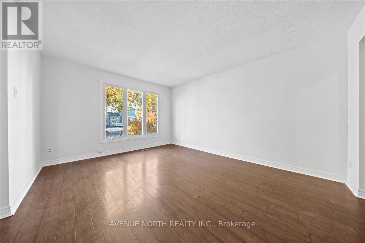 306 Elderberry Terrace, Ottawa, Ontario  K1E 1Z1 - Photo 8 - X12496098