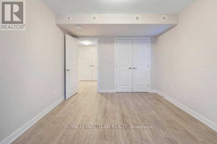 736 Mishi Private, Ottawa, Ontario  K1K 5C5 - Photo 10 - X12496100