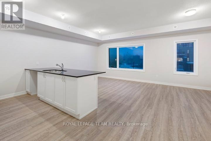 736 Mishi Private, Ottawa, Ontario  K1K 5C5 - Photo 6 - X12496100