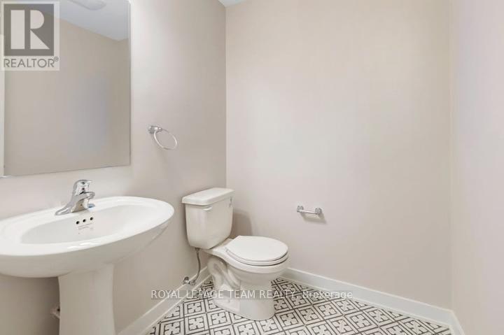 736 Mishi Private, Ottawa, Ontario  K1K 5C5 - Photo 7 - X12496100