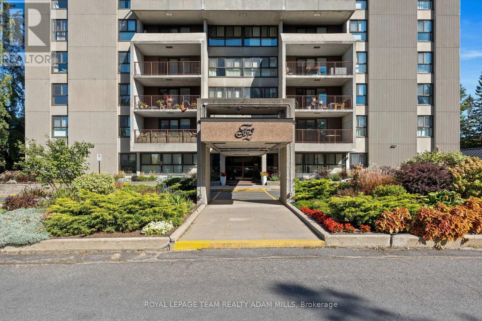 1707 - 1785 Frobisher Lane, Ottawa, Ontario  K1G 3T7 - Photo 3 - X12496224