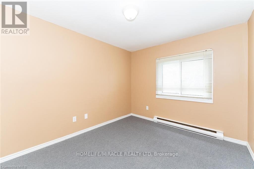 Unknown Address, ,     - Photo 11 - X12495848