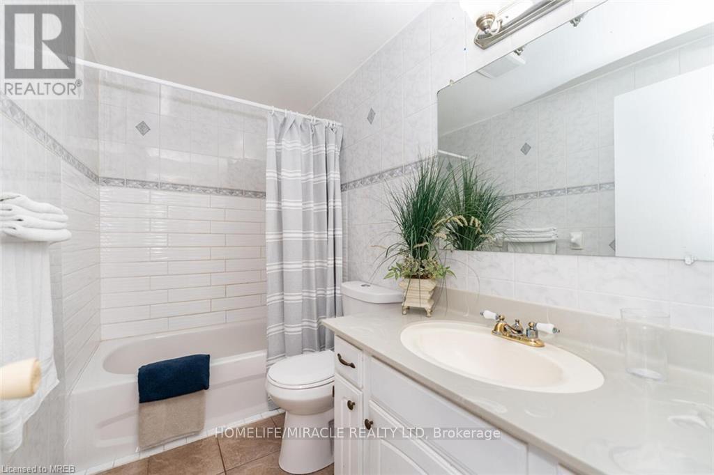 Unknown Address, ,     - Photo 12 - X12495848