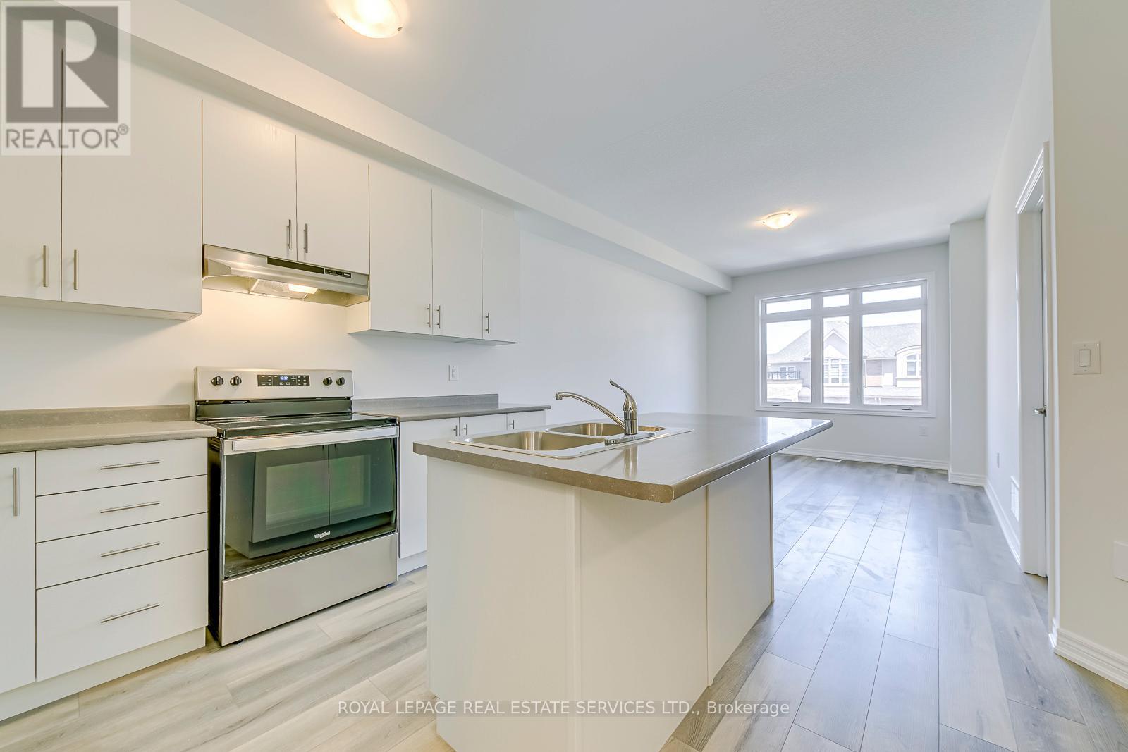 156 Sonoma Lane, Hamilton, Ontario  L8E 0L1 - Photo 7 - X12495856