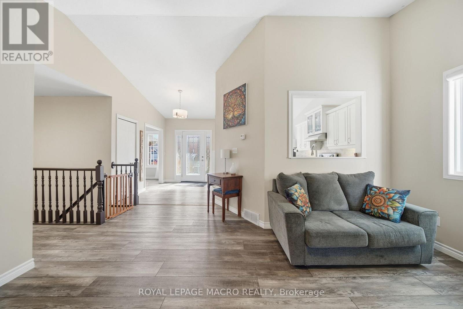 15 Anderson Crescent, West Lincoln, Ontario  L0R 2A0 - Photo 15 - X12496028