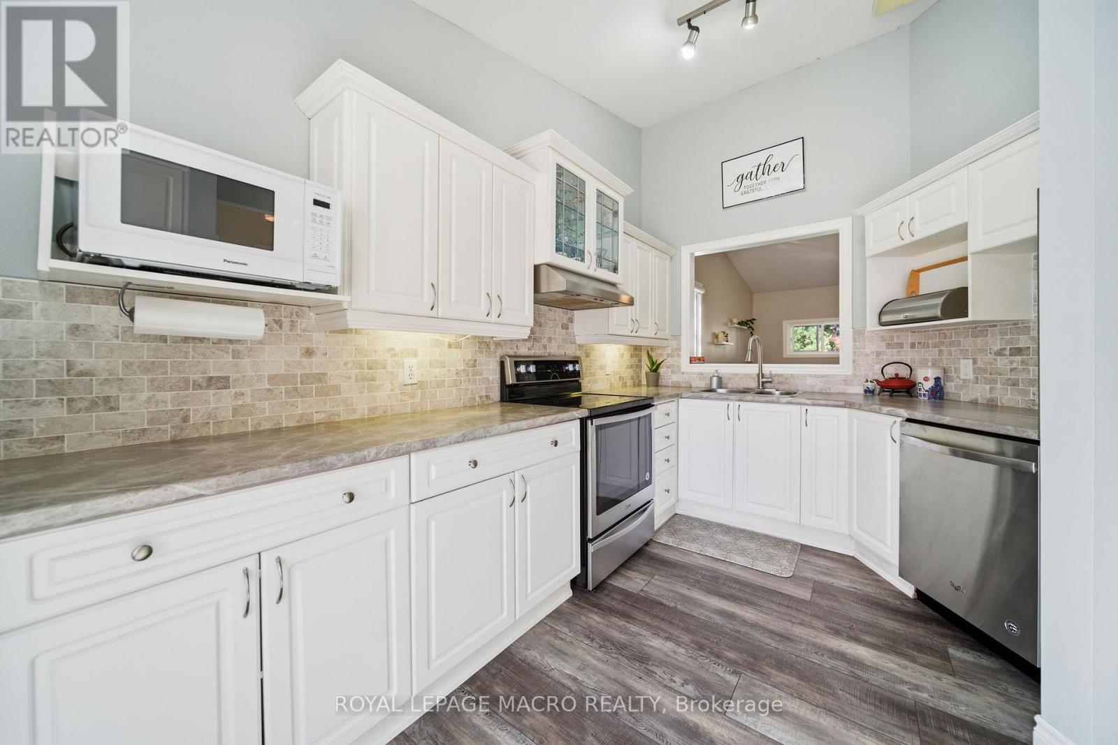 15 Anderson Crescent, West Lincoln, Ontario  L0R 2A0 - Photo 16 - X12496028