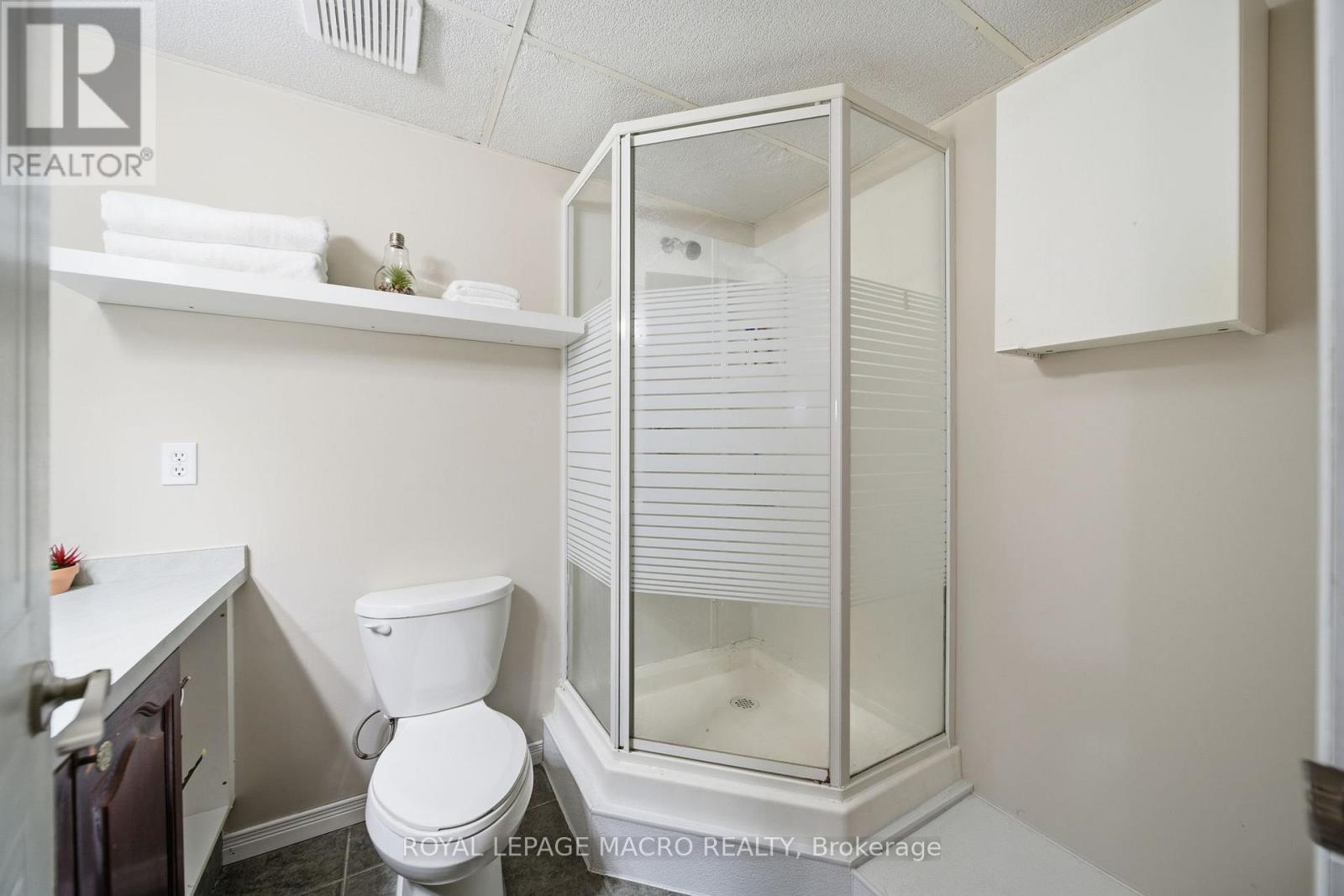 15 Anderson Crescent, West Lincoln, Ontario  L0R 2A0 - Photo 33 - X12496028