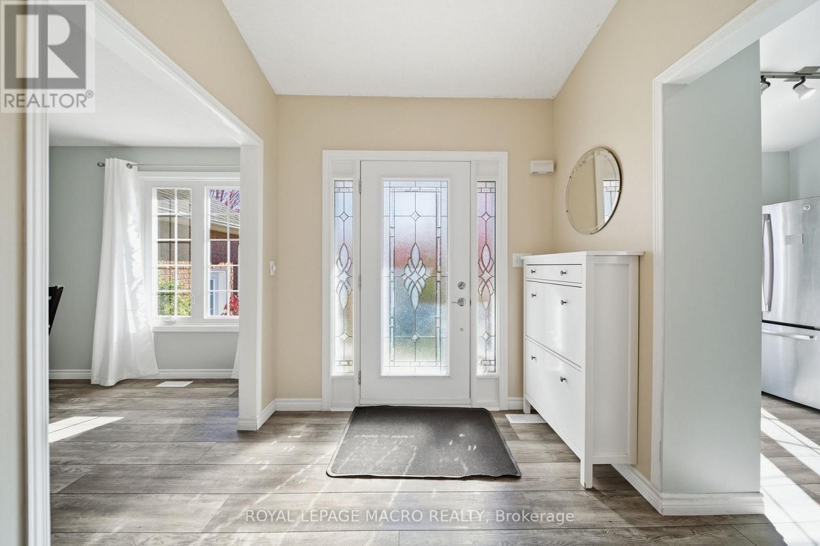 15 Anderson Crescent, West Lincoln, Ontario  L0R 2A0 - Photo 8 - X12496028