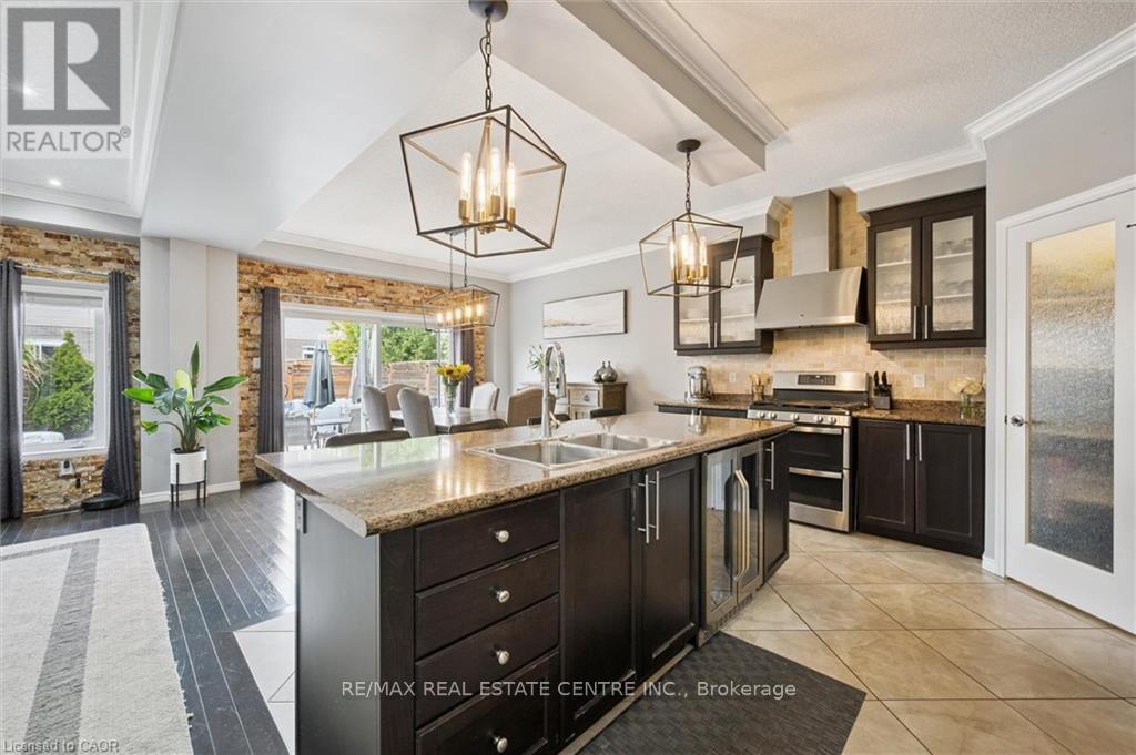 267 Hardcastle Drive, Cambridge, Ontario  N1S 0A9 - Photo 10 - X12496060