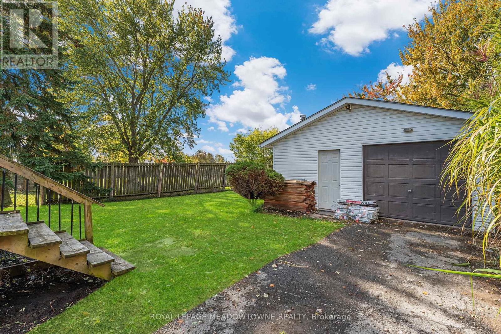 1583 Merrittville Highway, Thorold, Ontario  L3B 1N5 - Photo 12 - X12496066