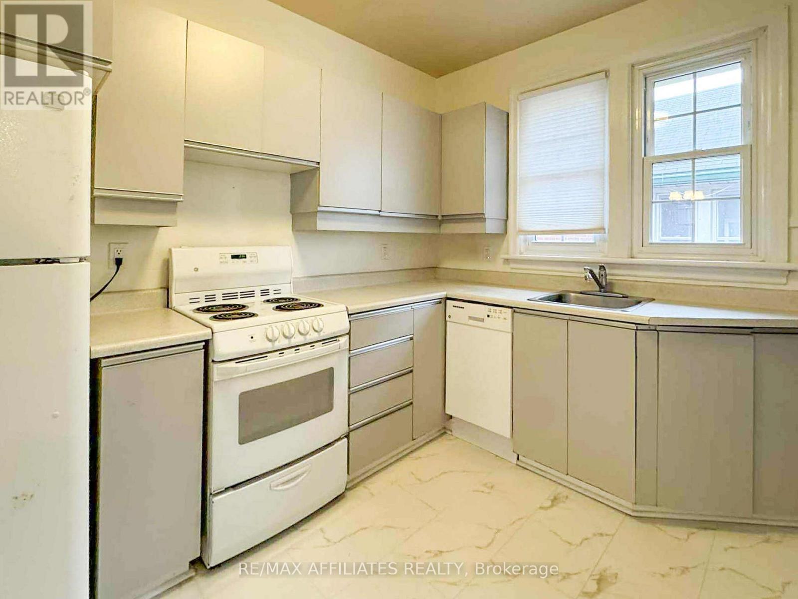 464 Holland Avenue, Ottawa, Ontario  K1Y 0Z5 - Photo 14 - X12478495