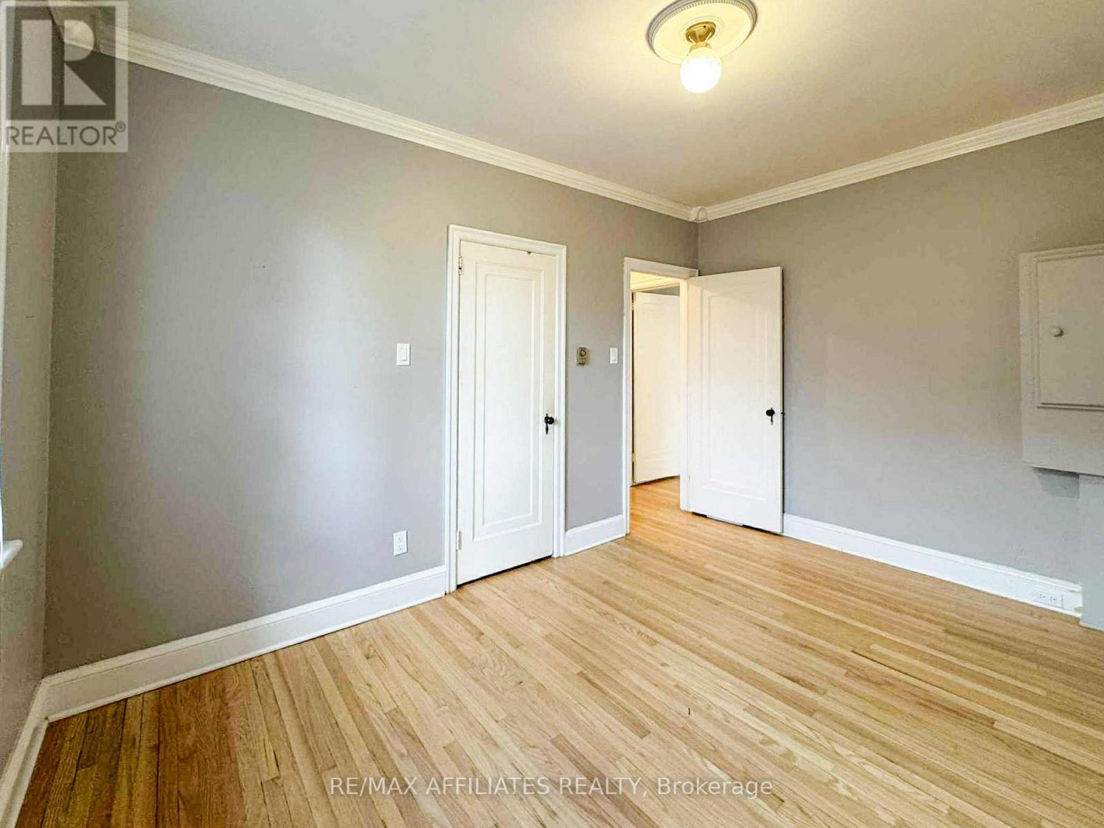 464 Holland Avenue, Ottawa, Ontario  K1Y 0Z5 - Photo 4 - X12478495