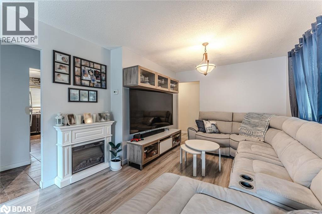 69 Fox Run, Barrie, Ontario  L4N 5L6 - Photo 2 - 40784742