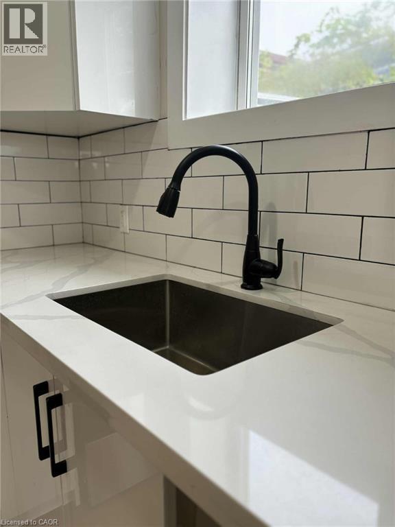 28 Victor Boulevard Unit# Lower, Hamilton, Ontario  L9A 2V4 - Photo 10 - 40784738